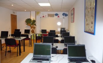 Academia de Idiomas OUI & YES