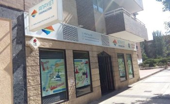 Academia Anayet - Formación