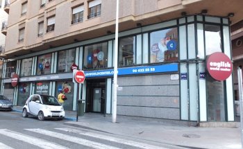 ENGLISH WORLD CENTER