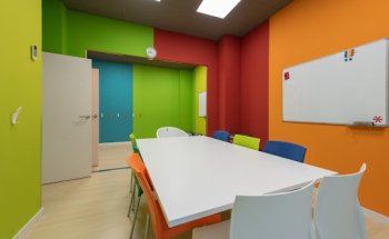 Kids&Us Jerez - Inglés para bebés, niños y adolescentes.