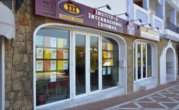 III Schools - Instituto Internacional de Idiomas | Nueva Andalucía