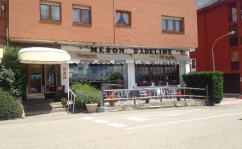 El méson de Adeline