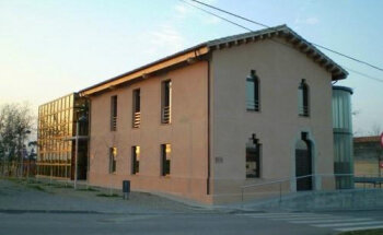 Campllong Restaurant Local Social