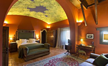 Encís d'Empordà -Adults Only-