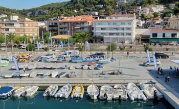 Centre d'Activitats Club Nàutic Estartit