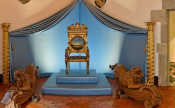 Gala Dali Castle Museum-House