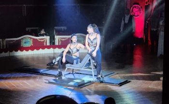 Disco House Funky Pizza