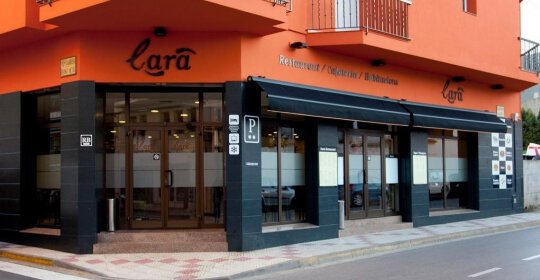 Hostal Restaurant Lara