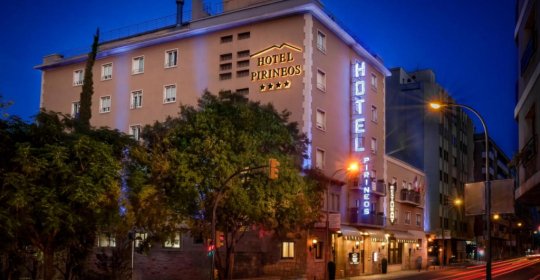 Hotel Pirineos