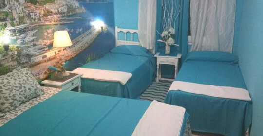 Habitacions Can Pau Guest House