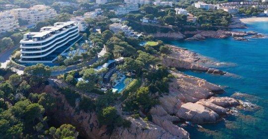 Alàbriga Hotel & HomeSuites GL