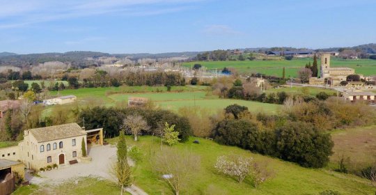 Masia Baix Empordà Monells