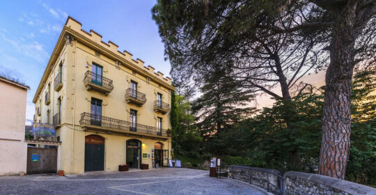 Els Jardins De La Martana