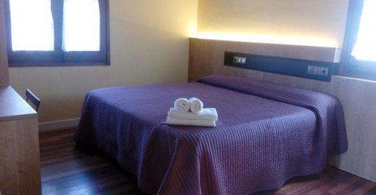 CAN MENCIÓ - Plaça Major