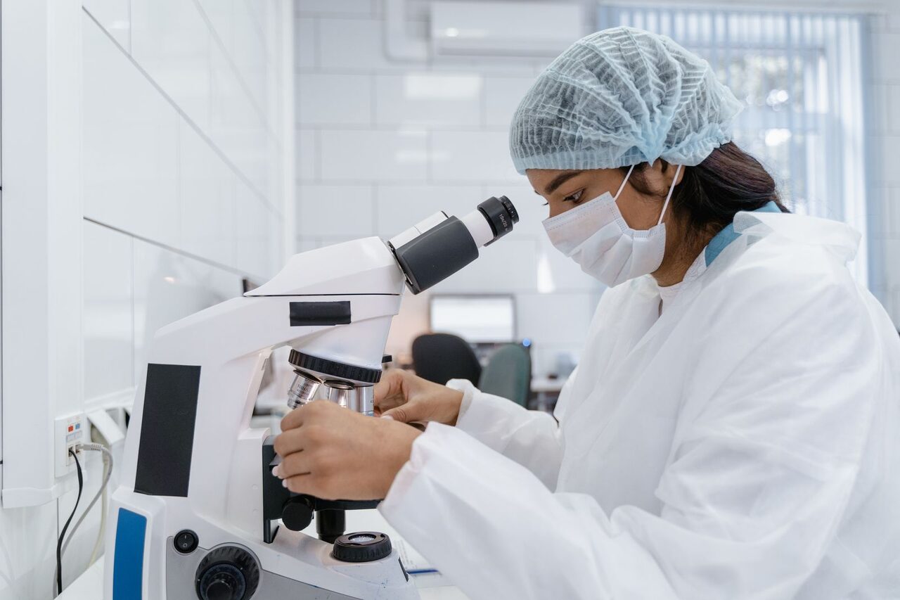 Inteligencia artificial en fertilidad: beneficios reales en los tratamientos de reproducción asistida