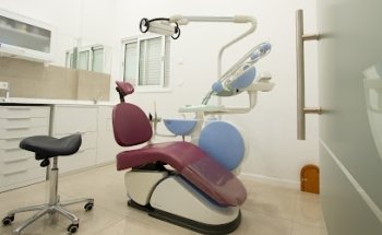 Clínica Dental Guayero S.L.P.