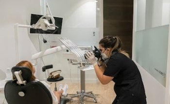 Clínica Dental Henríquez