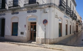 Clínica Dental Sonrisas