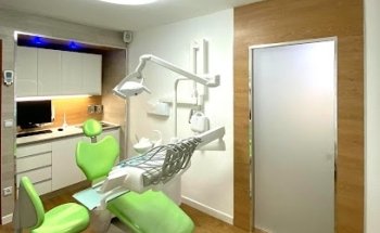 Clínica Dental Lasierra Mendieta - Dra. Ana Lasierra