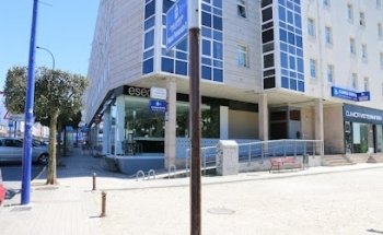 Clínica Dental Dra. Montserrat Macenlle