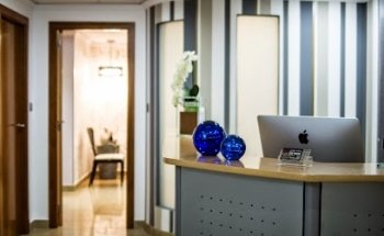 Clinica dental Eva Nadal - Dentista Pego