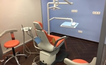 Clínica Dental Dr. Ballester Estética, ortodoncia invisible e implantología