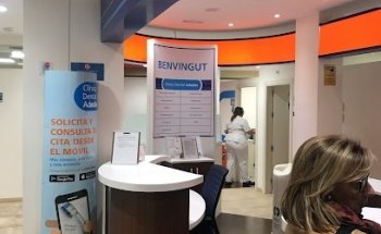 Clínica Dental Adeslas