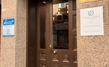 Clinica Dental Sirumal-Azero (antigua Roger Bendrihem)