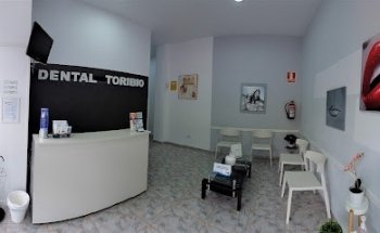 CLÍNICA DENTAL TORIBIO