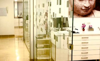 CLÍNICA DENTAL CASTILLO