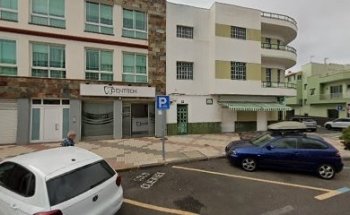 LORENA HERNÁNDEZ - LABORATORIO DENTAL