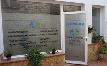 CLÍNICA DE PODOLOGÍA ANA MARÍA ZUMAQUERO PÉREZ