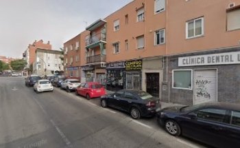 CLINICA DENTAL UBIÑAS