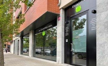 CLÍNICA DENTAL Dr. CUADRA