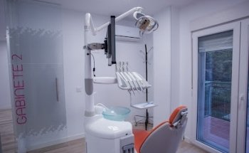 Centro Médico y Clínica Dental Nobel Rivas