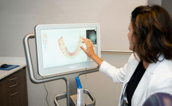 Dr Jocelyne Hodgson Wall Street Dental