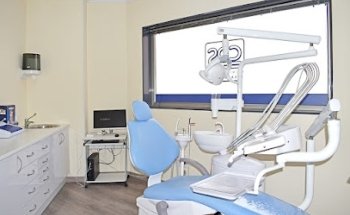 Clínica Dental Sandoval