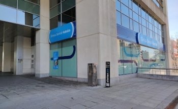 Clínica Dental Adeslas