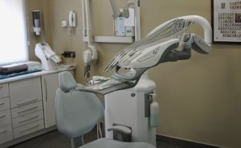 Clínica Dental Icmo - Institut de Medicina i Odontologia