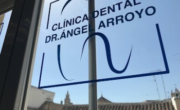 Clínica Dental Dr.Ángel Arroyo (Écija) Dentista