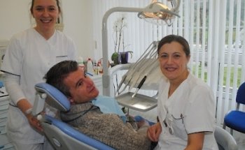 Clínica Dental Dra. Santalla Soriano