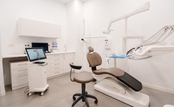 Clínica Dental Cleardent Albolote