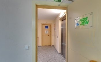 Suis Den Clínica Dental