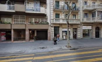 CLINICA DENTAL DR. FERNANDO COSTA ( MEDENT-CDF, S.L. )