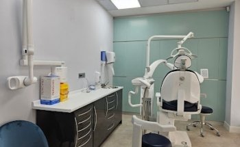 Mobil Dental Mobiliario Clinico S.L.