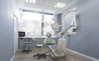 Clínica Dental Dr. Armand Blanco | Tu Dentista en Barberá del Vallés