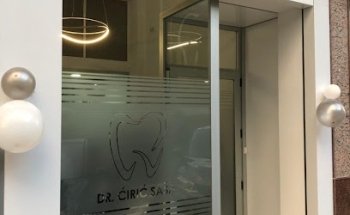 Clinica Dental Raval Roig