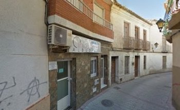 CLÍNICA DENTAL ALBUDEITE