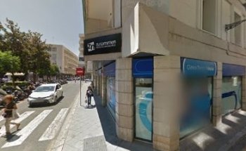 Adeslas Dental Clinic Sevilla Center