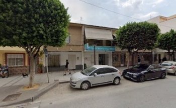 Clínica Dental Lourdes Cáceres Oviedo